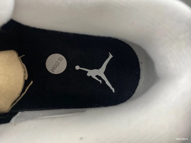 Reps TBkick 4 Fear Jordan FQ8138-002 Air 0729